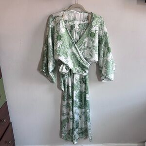 Green Paisley Wrap Matching Set
